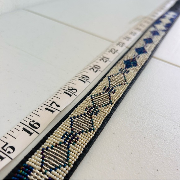 Beautiful Hand Crafted Holographic Purple White Beaded Belt 34 - Picture 6 of 9